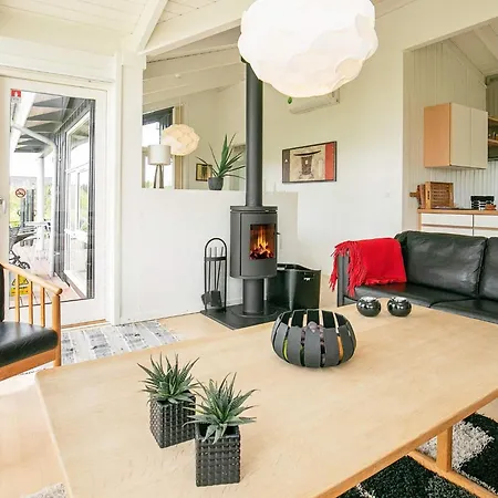 Prázdninový dům 6 Person In *